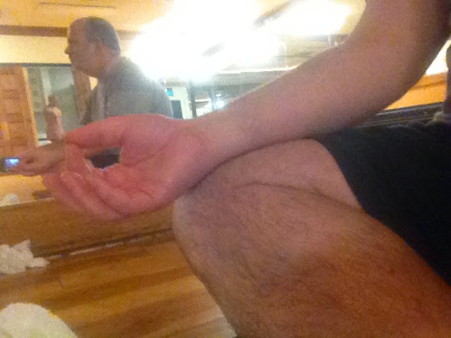 3b30e-yoga2bsitting1